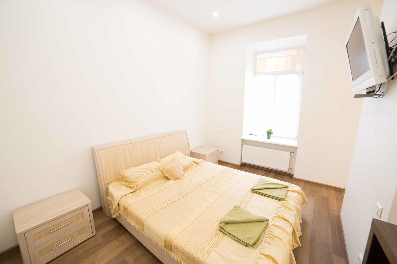 Chornovola 11 Apartment Lviv Centre Extérieur photo